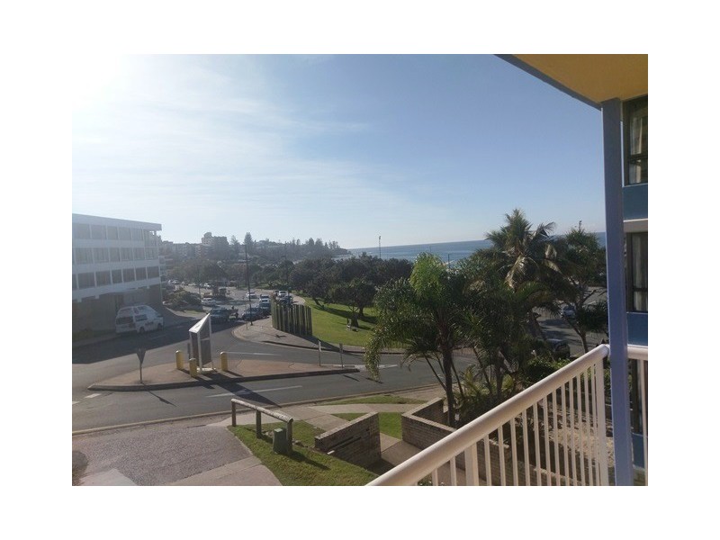 1/1 Warne Terrace, Kings Beach QLD 4551