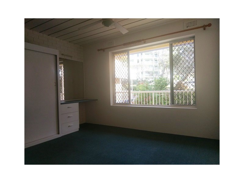 1/1 Warne Terrace, Kings Beach QLD 4551