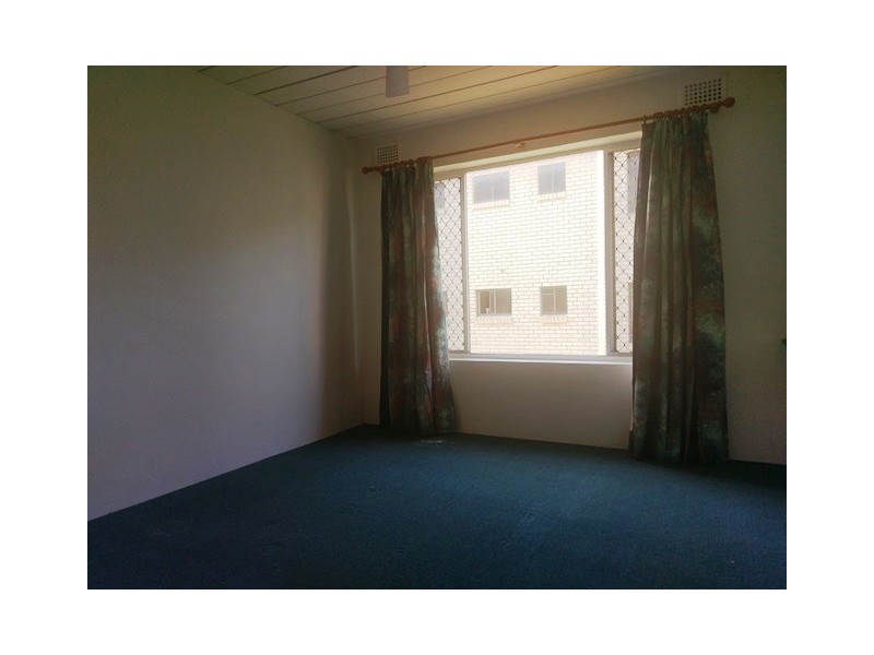 1/1 Warne Terrace, Kings Beach QLD 4551