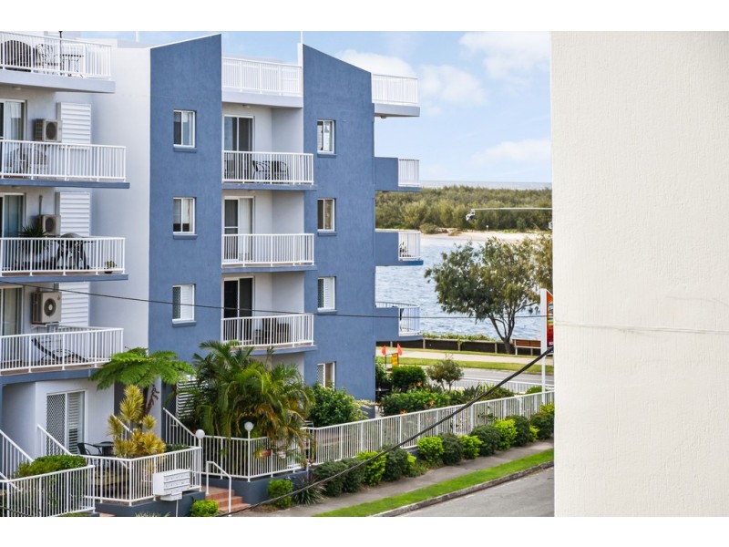 Unit 5/33 Kennedy Parade, Golden Beach QLD 4551