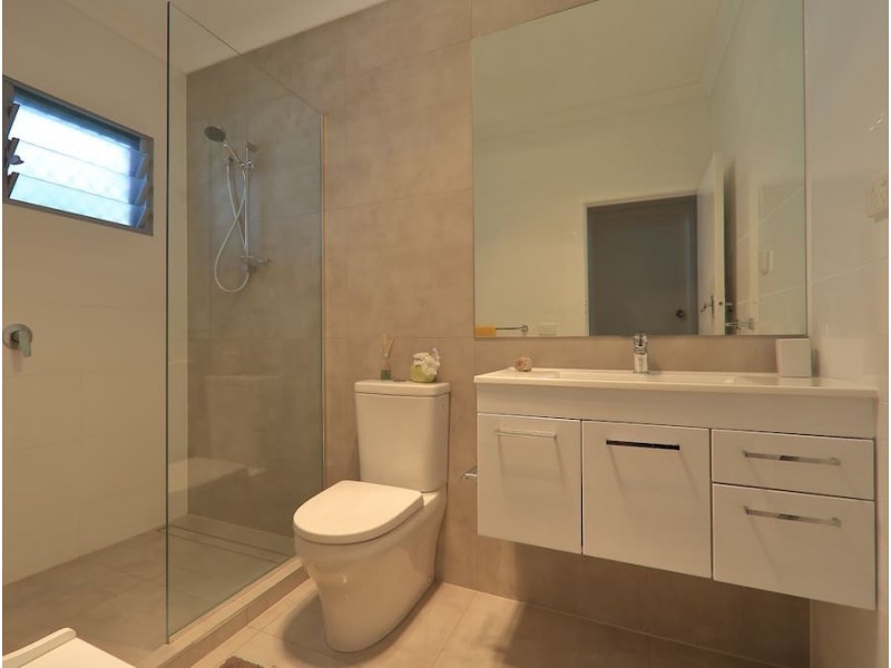 4 Burke Street, Golden Beach QLD 4551