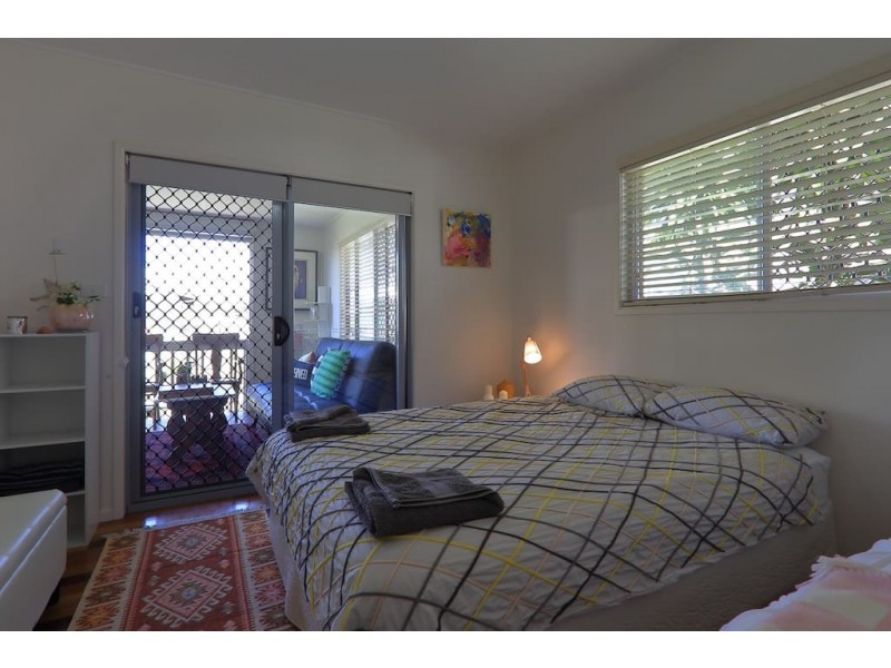 4 Burke Street, Golden Beach QLD 4551