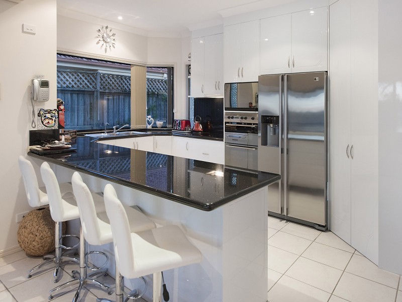 17 Godwin Place, Pelican Waters QLD 4551