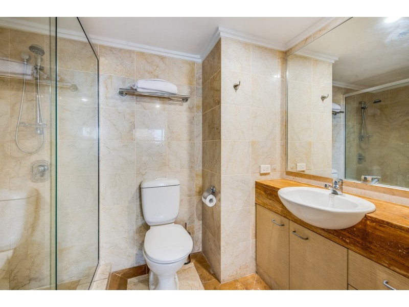 Unit 18/8 Levuka Avenue, Kings Beach QLD 4551