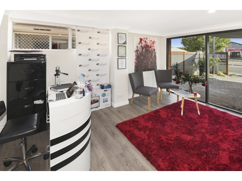 615 Nicklin Way, Wurtulla QLD 4575