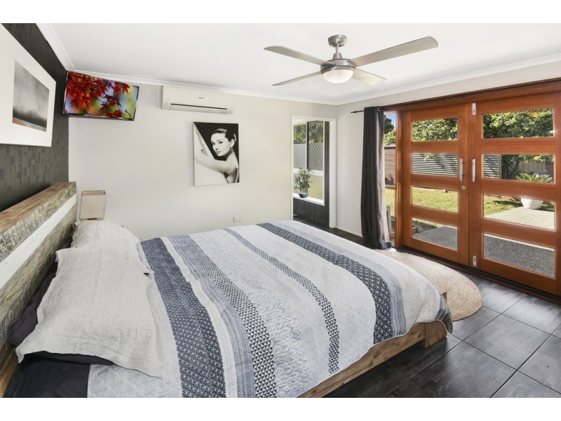 615 Nicklin Way, Wurtulla QLD 4575