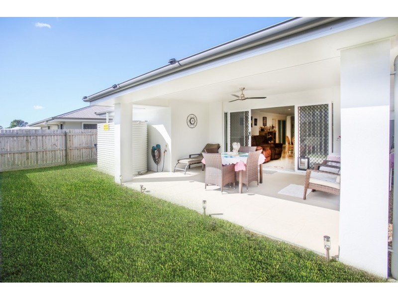 9 Lime Crescent, Caloundra West QLD 4551