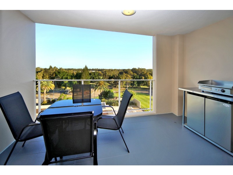 Unit 428/38 Mahogany Drive, Pelican Waters QLD 4551
