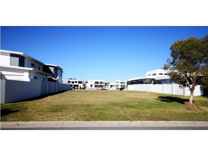 8 Deep Water Circuit, Pelican Waters QLD 4551