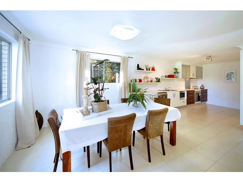 7 Theodore Court, Moffat Beach QLD 4551