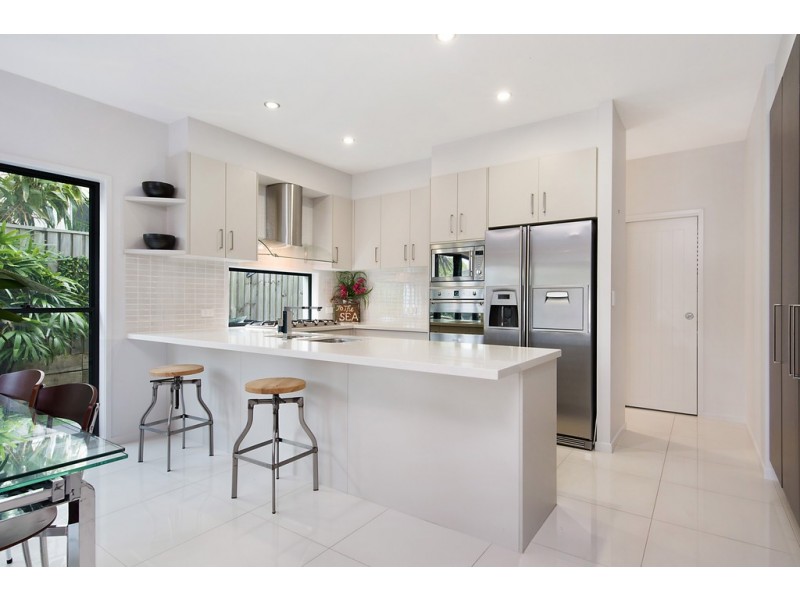 24 Dicky Beach Close, Dicky Beach QLD 4551