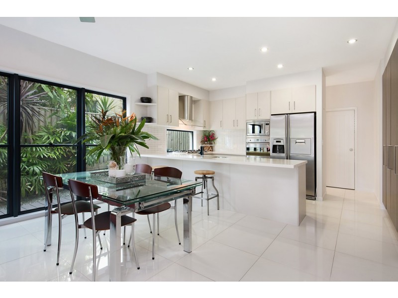 24 Dicky Beach Close, Dicky Beach QLD 4551