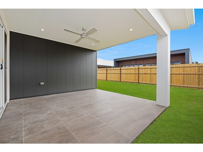 22 McArthur Parade, Caloundra West QLD 4551