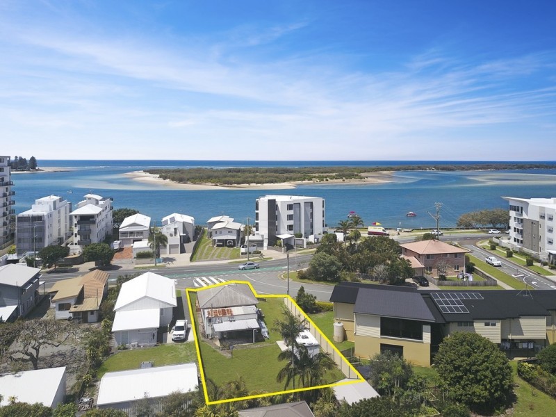 18 Landsborough Parade, Golden Beach QLD 4551