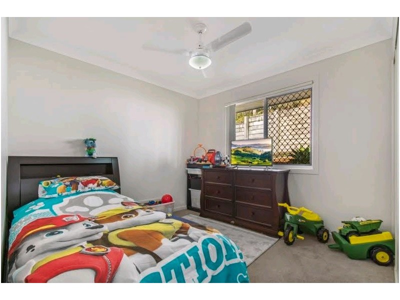 9 Highland Terrace, Little Mountain QLD 4551