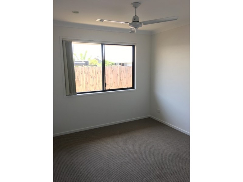 27 Haslewood Crescent, Meridan Plains QLD 4551