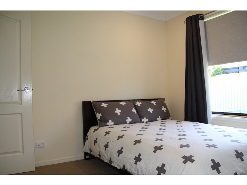 10 Lockyer Place, Pelican Waters QLD 4551