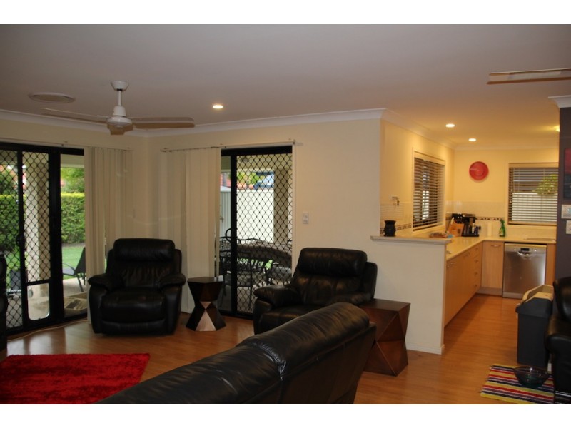 10 Lockyer Place, Pelican Waters QLD 4551