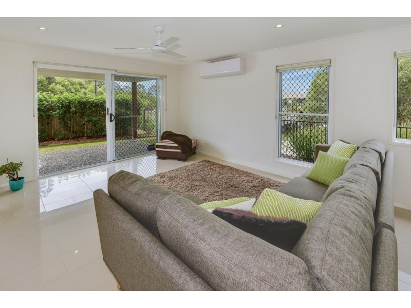 95 Springs Drive, Meridan Plains QLD 4551