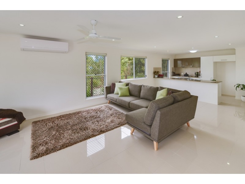 95 Springs Drive, Meridan Plains QLD 4551