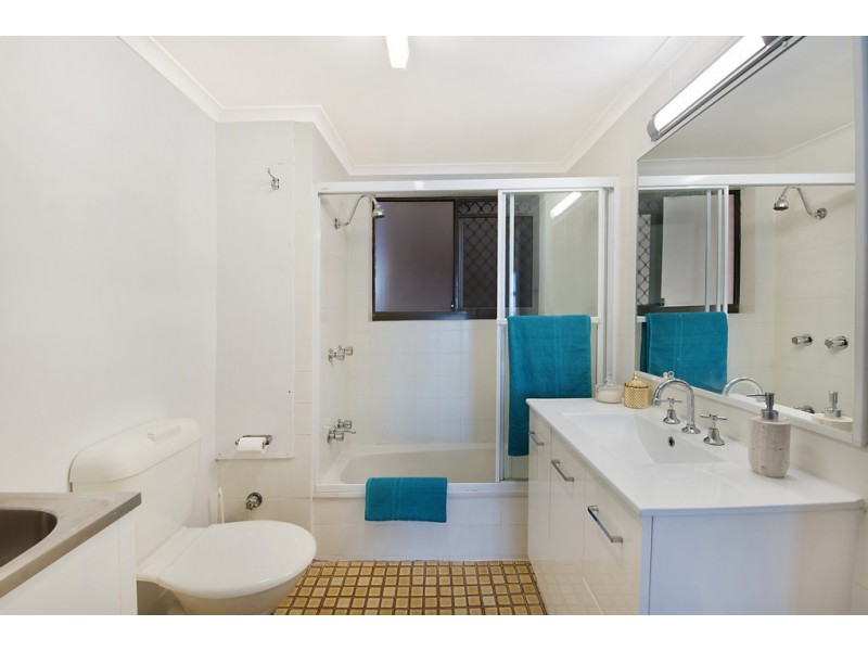 Unit 8/5 Princess Lane, Kings Beach QLD 4551