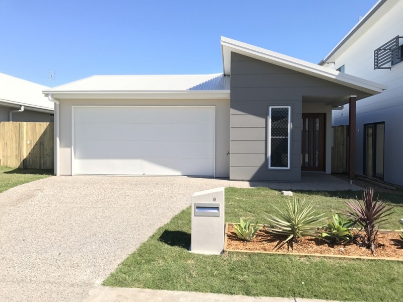 9 Stone Crescent, Caloundra West QLD 4551