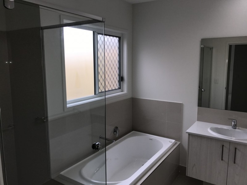 9 Stone Crescent, Caloundra West QLD 4551