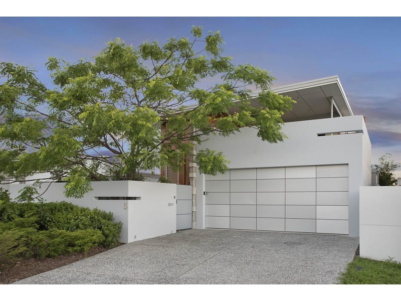 5 Turnbuckle Court, Wurtulla QLD 4575