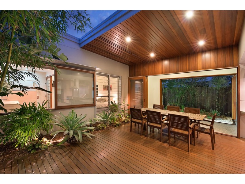 5 Turnbuckle Court, Wurtulla QLD 4575
