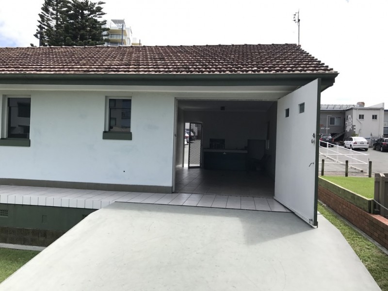 1 Tay Avenue, Caloundra QLD 4551