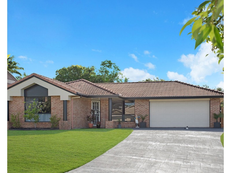 16 Berkley Place, Little Mountain QLD 4551
