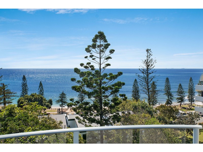 Unit 2/25 Moffat Street, Moffat Beach QLD 4551