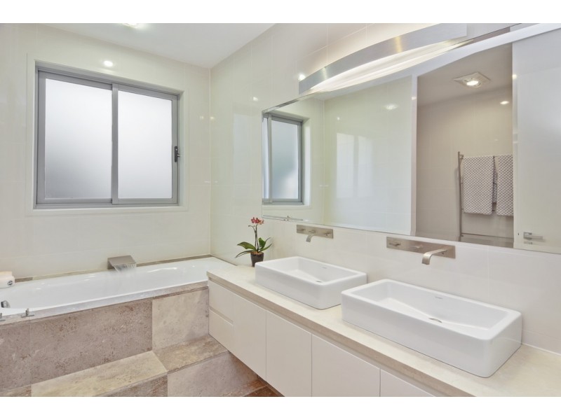 34 William Street, Moffat Beach QLD 4551