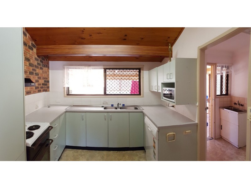 1/3 Catherine Street, Golden Beach QLD 4551