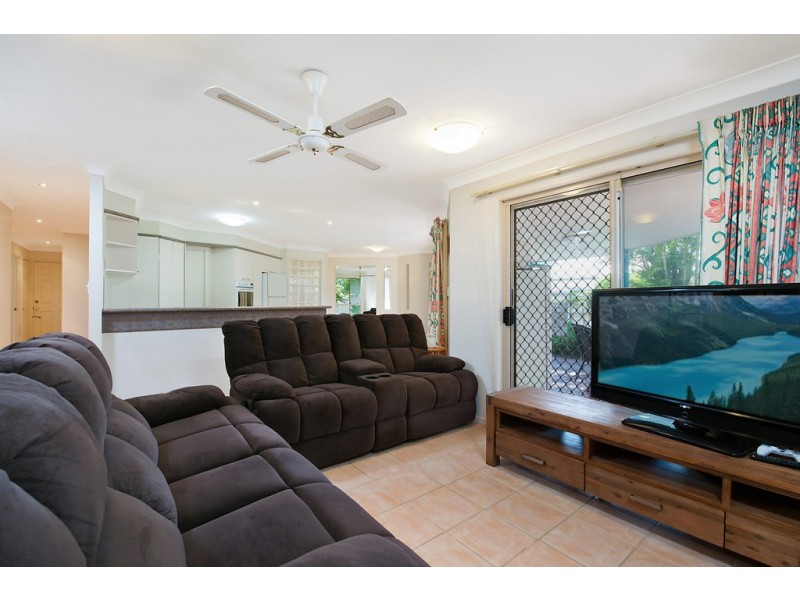 6 Investigator Place, Pelican Waters QLD 4551