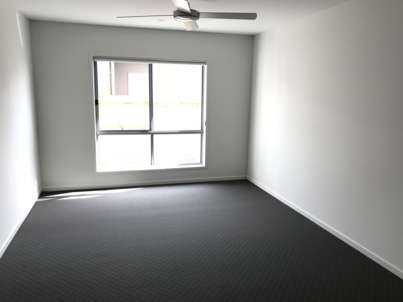 68 Meredith Crescent, Caloundra West QLD 4551