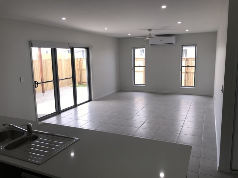 68 Meredith Crescent, Caloundra West QLD 4551