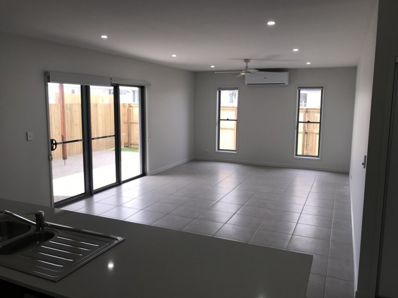 68 Meredith Crescent, Caloundra West QLD 4551