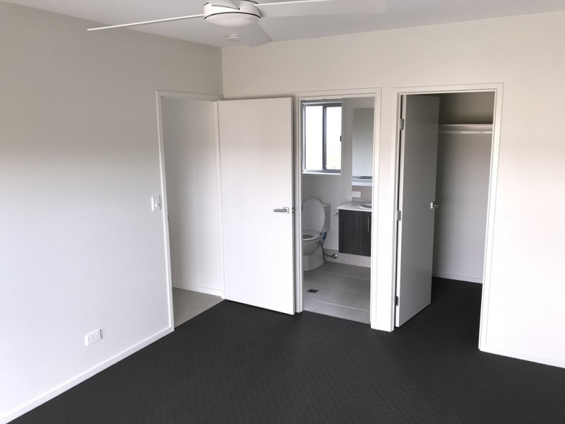 68 Meredith Crescent, Caloundra West QLD 4551