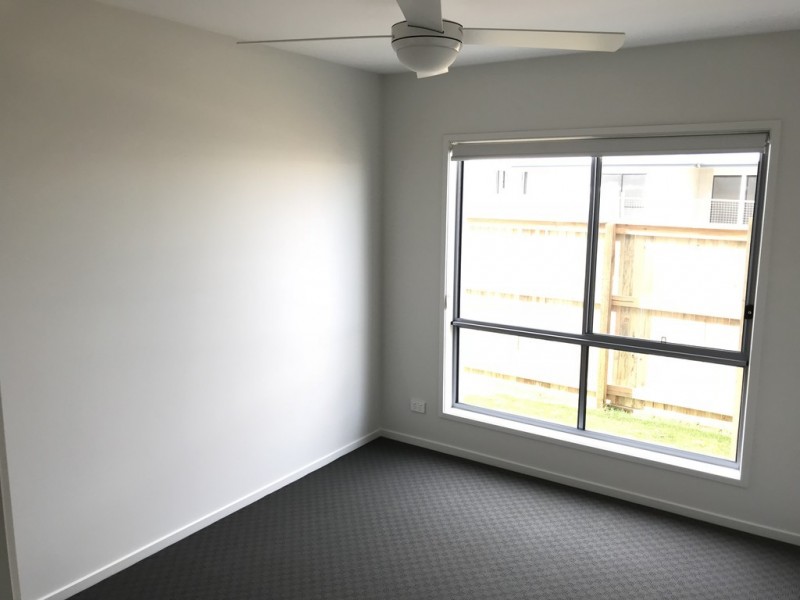 68 Meredith Crescent, Caloundra West QLD 4551