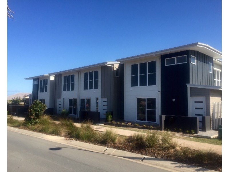 17b Cobalt Crescent, Caloundra West QLD 4551