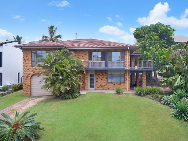 9 Beachside Court, Shelly Beach QLD 4551