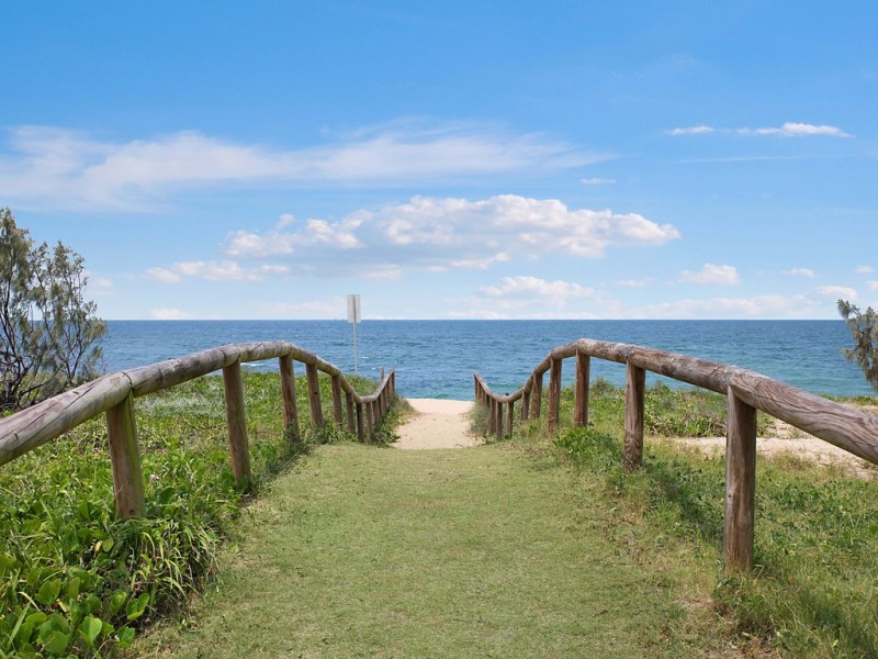 9 Beachside Court, Shelly Beach QLD 4551