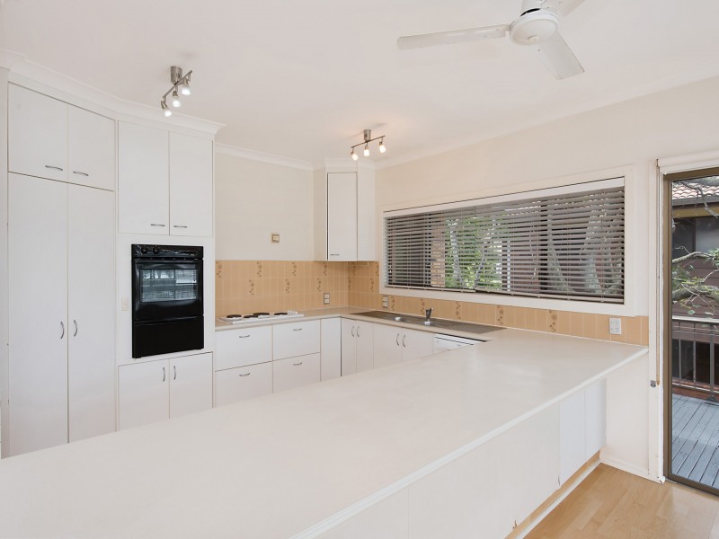 9 Beachside Court, Shelly Beach QLD 4551