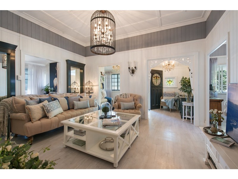 2 Gympie Street South, Landsborough QLD 4550