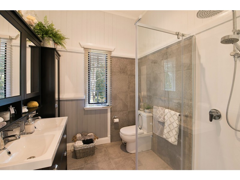 2 Gympie Street South, Landsborough QLD 4550