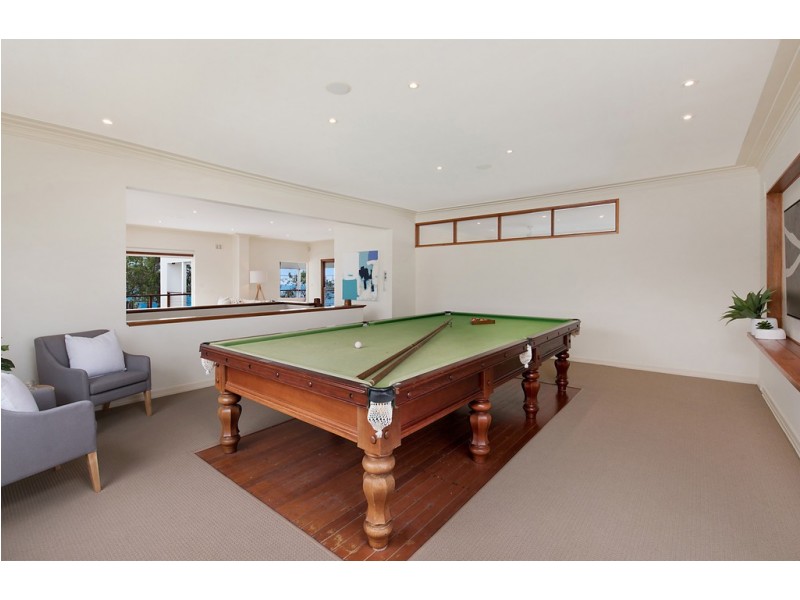 4 McIlwraith Street, Moffat Beach QLD 4551