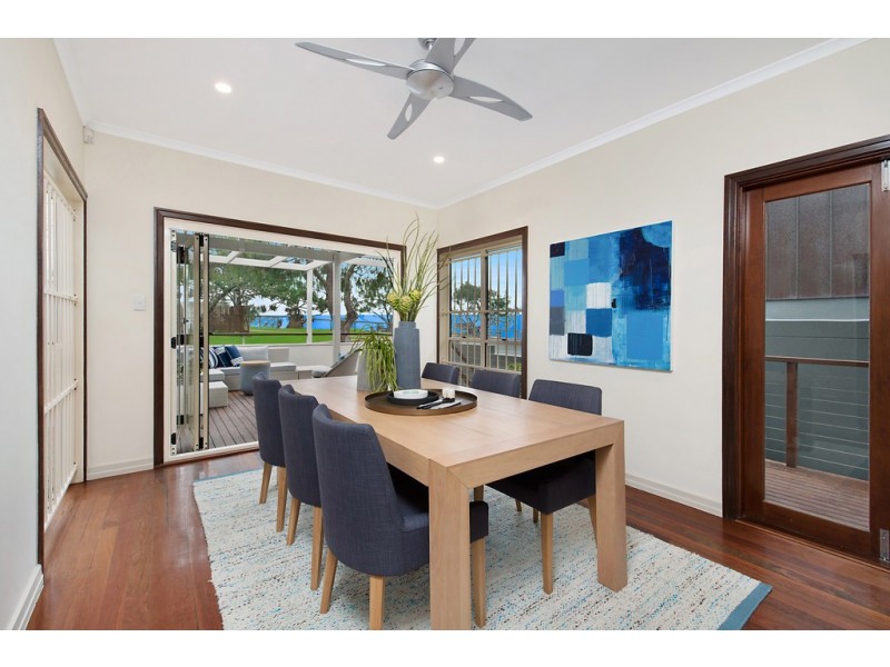 4 McIlwraith Street, Moffat Beach QLD 4551