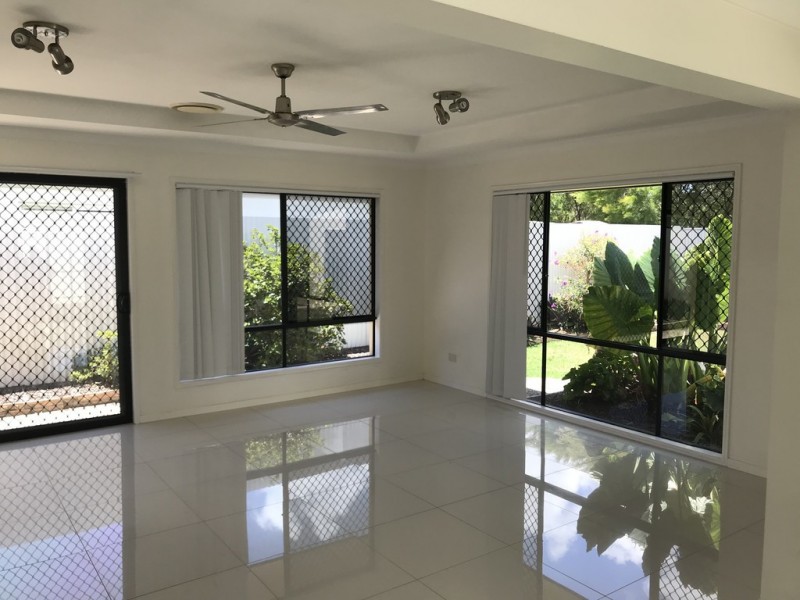 3 Sovereign Circuit, Pelican Waters QLD 4551