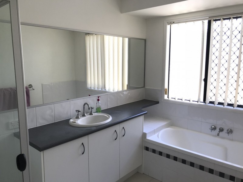 3 Sovereign Circuit, Pelican Waters QLD 4551
